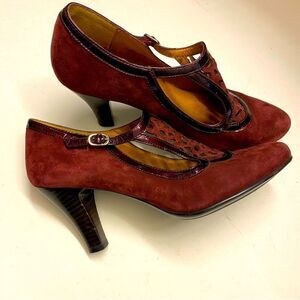 Sofft comfort leather suede Mary Jane Pumps burgundy red vintage style 10